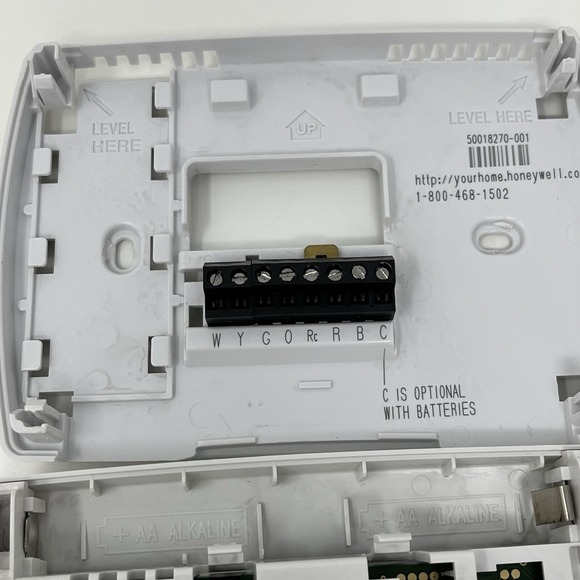 Honeywell PRO 4000 TH4110D1007 Programmable Thermostat Tested Used - Picture 9 of 10